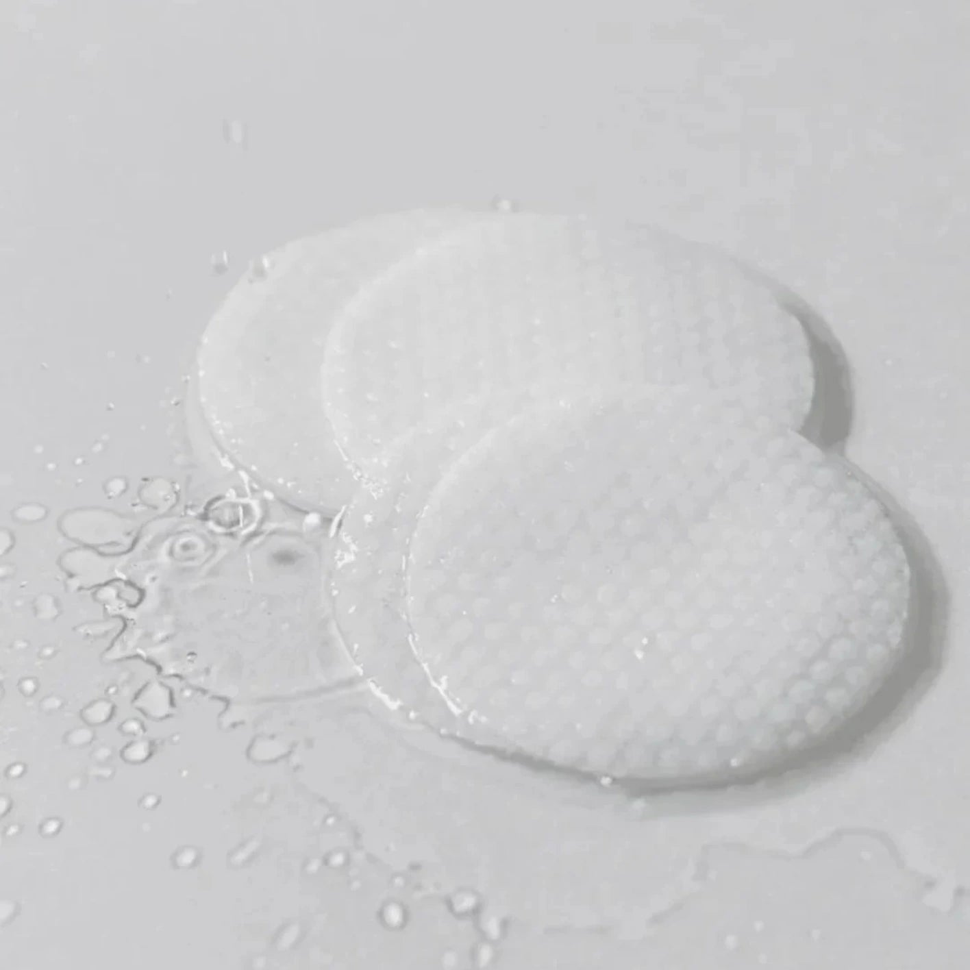 Celimax Heartleaf Bha Peeling Pad